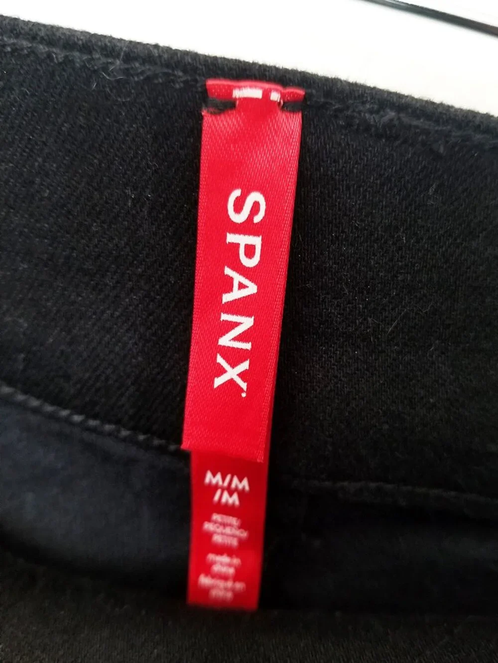 SPANXshape EveryWear Flared Pull On Jeans Black Size M Slimming Denim $138 20326
